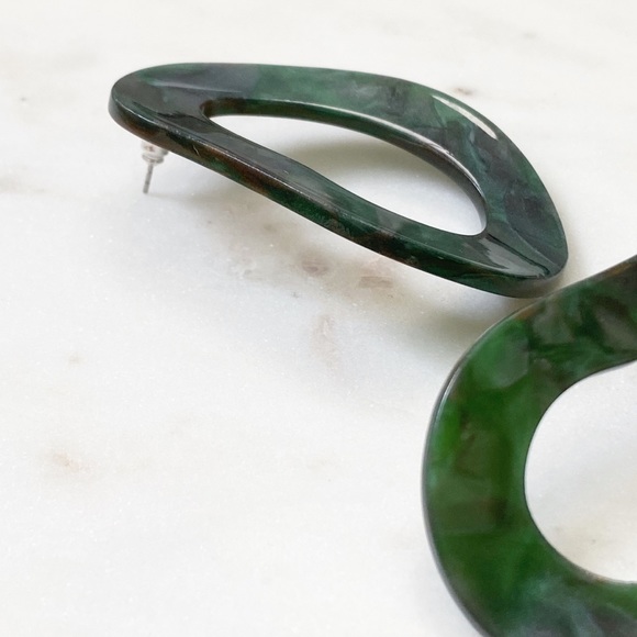 "Larsen" Earrings || Green Geometric Statement - Picture 7 of 11
